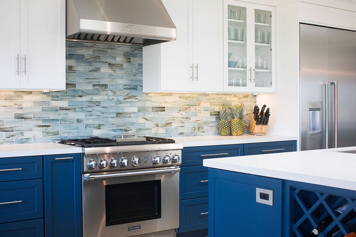 cool-blue-kitchen-stainless-steal-oven