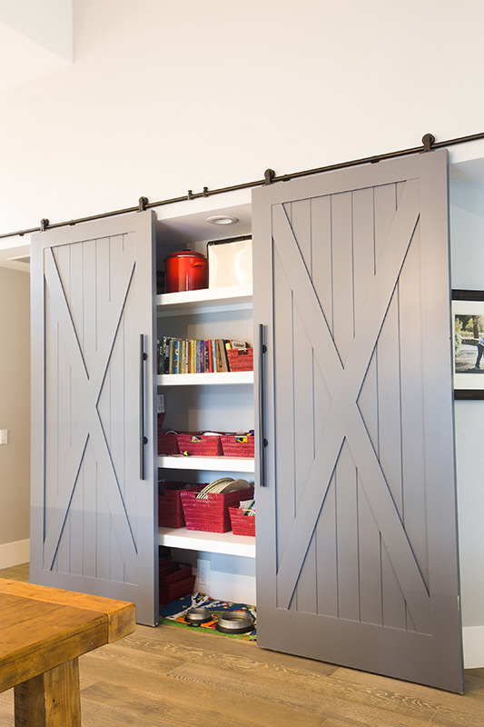 v-modern-industrial-kitchen-barn-doors-storage-pantry