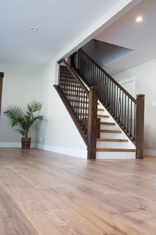 rustic-contemporary-home-hardwood-floors-wooden-staircase